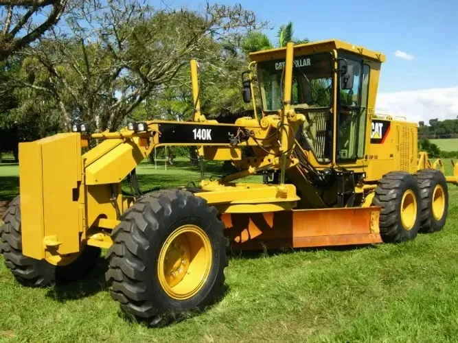 MOTONIVELADORA CAT 140K Ano 2016