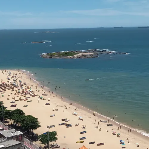 LOCAÇÃO POR TEMPORADA APARTAMENTO   FRENTE MAR EM ITAPOÃ  V VELHA  LAZER E CONVENIENCIA