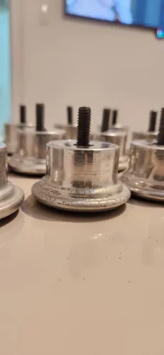 Kit de pés de cama de metal - 12 peças