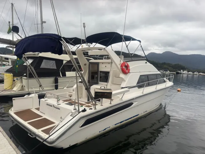 Aluguel de Lancha no Guarujá - Passeio Privativ Hoje / Fim de Semana