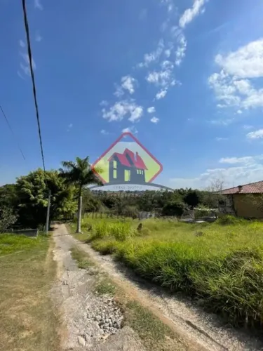 Terreno de 2.198m² em Taubaté, em área de plena expansão, próximo a dezenas de Condomínios