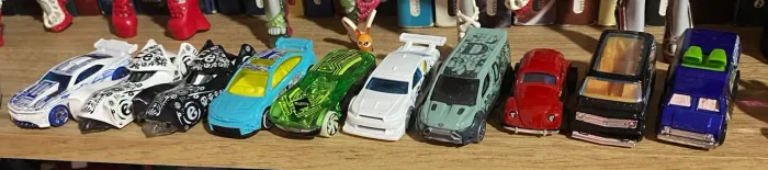 Lote 20 Hotwheels Novos + 1 Avariado (Vendo Separado)