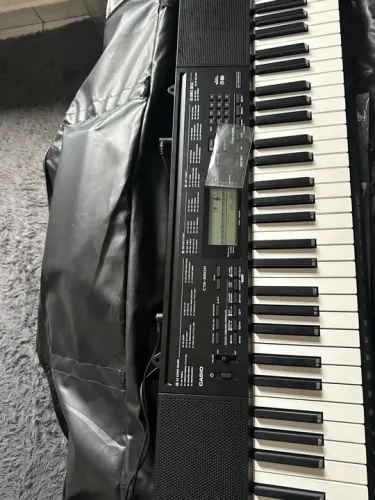 Teclado Casio CTK-3500 - 61 teclas 