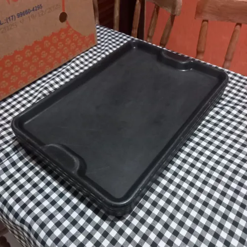 BANDEJAS DE PLÁSTICO 
