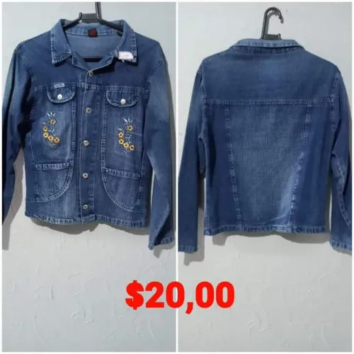 Jaqueta Jeans Bordada Feminina - R$20,00