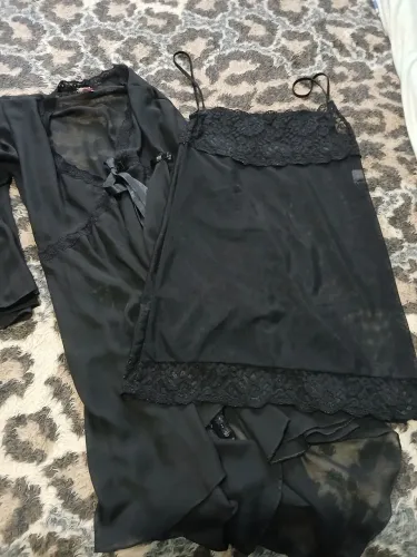 Conjunto camisola e robe