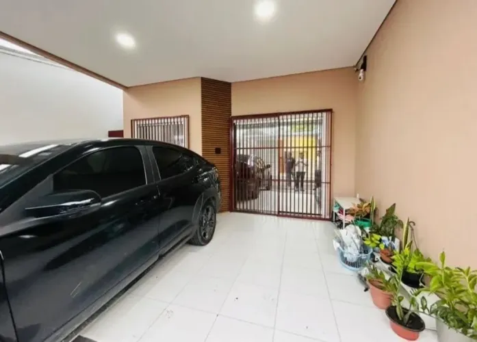 Casa a Venda na Candangolândia