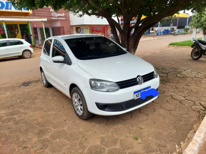 Volkswagen Fox 1.0 MI Total Flex 8V 3P 2012