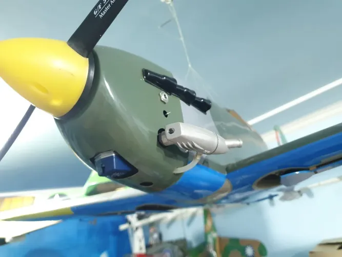 Aeromodelo Spitfire para Colecionador ZEROOO COM MOTOR O.S 56 4 TEMPO E SRRVOS FUTABA ZERO