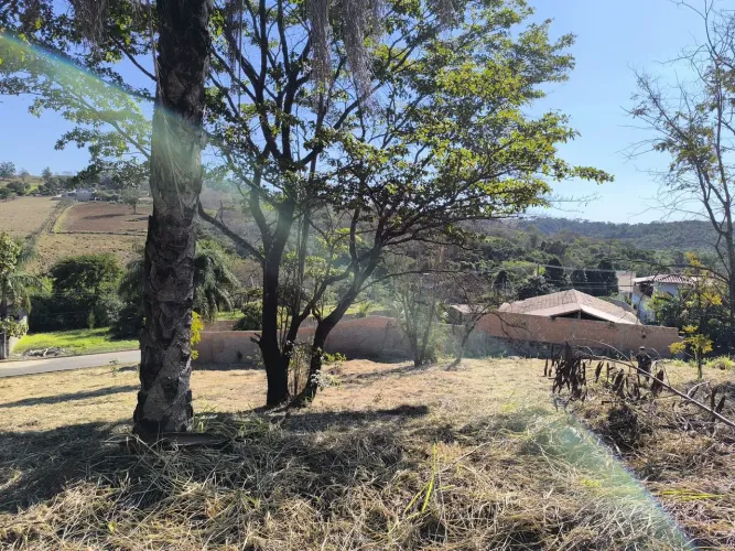 Excelente lote em Capim Branco 