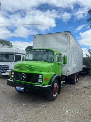 Vende mercedes 1113 Bau