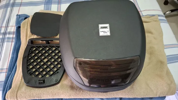 Bauleto Universal Pro Tork 28L (Com suporte)