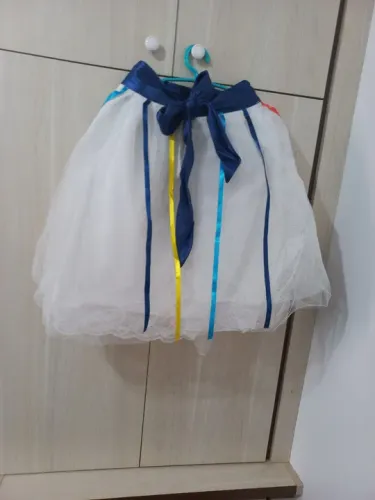 SAIA de Tule varias camadas + tiara c/ flores