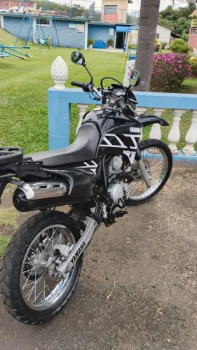 VENDO LANDER 250 ANO 2011 EM EXCELENTE ESTADO!