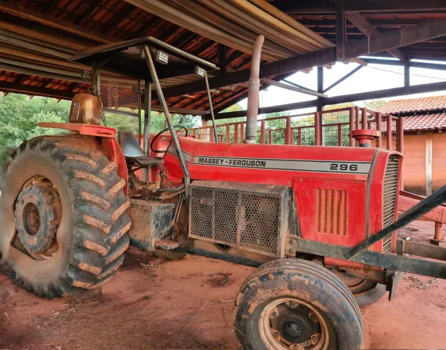 Trator Massey Ferguson 296 - ÓTIMA OPORTUNIDADE 