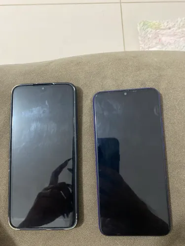 2 celulares smartphone
