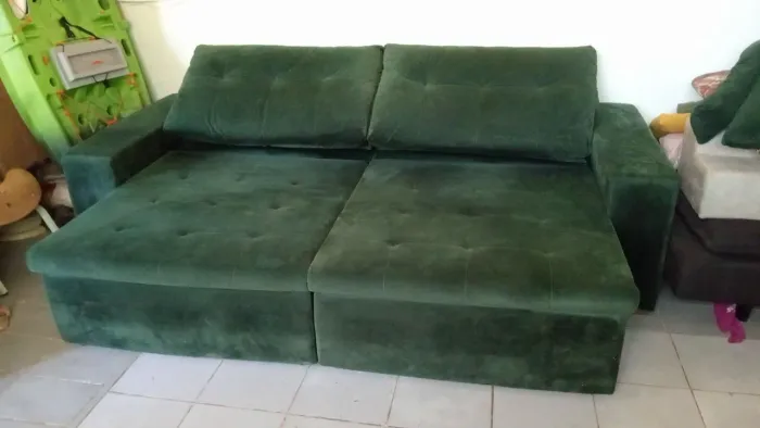 Sofá novo verde escuro Suede