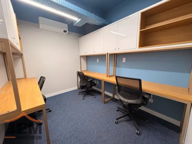 Sala comercial para aluguel no Centro de Itajaí
