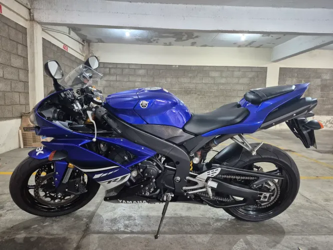 YAMAHA YZF-R1 2008