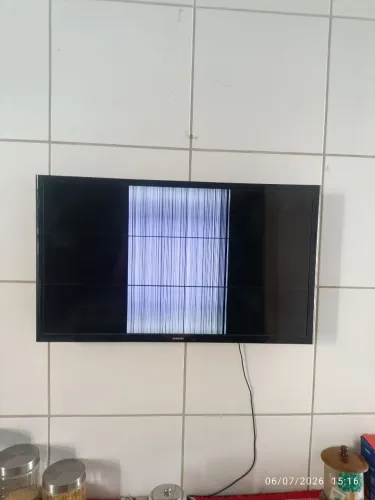 Televisão Samsung 32 polegadas com defeito 