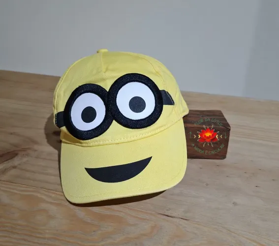 Boné Amarelo Infantil Minions