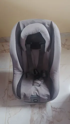 Cadeira de bebê de carro