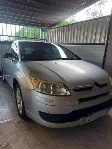 Citroen C4 GLX 2.0 Flex 16V 5P Mec. 2010