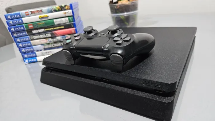 Playstation 4 slim 1 tera impecável/ Troco / Aceito Cartão/ Entrego