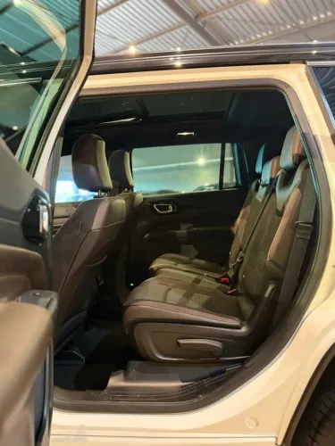 Jeep Commander Overland T270 1.3 TB Flex AUT 2024