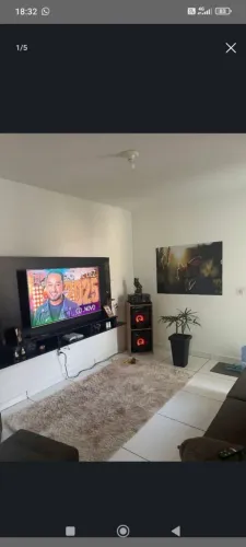 Vende se AP morada da lagoa