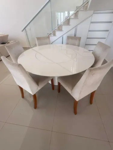 Mesa de jantar 6 lugares com tampo giratório
