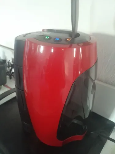 Vendo uma cafeteira expresso 3 corações love