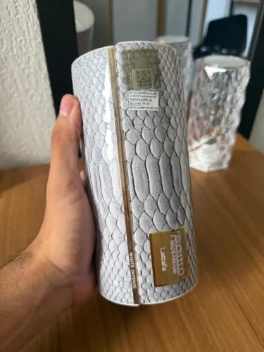 Perfume Original Lacrado Árabe Lattafa Musamam White Intense