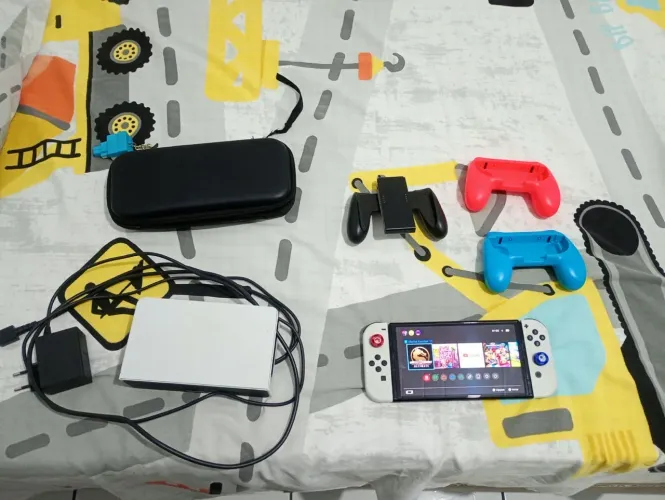 Nintendo Switch Oled (troco por xbox series)