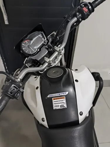 Vendo ou troco moto