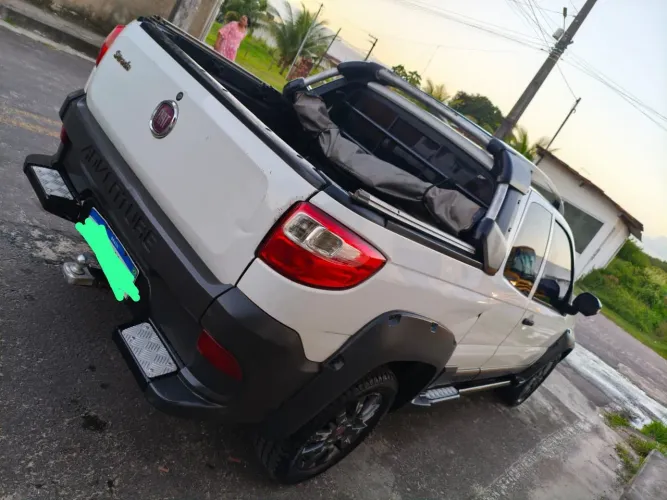 Fiat Strada Adventure1.8/ 1.8 Locker Flex CD 2014