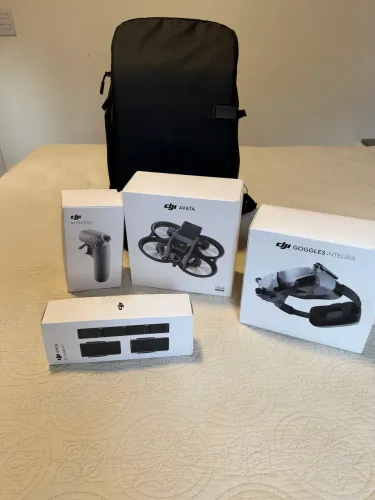 DJI AVATA 1 | FPV | 2 controles | 4 Baterias | Bolsa Grande Original DJI