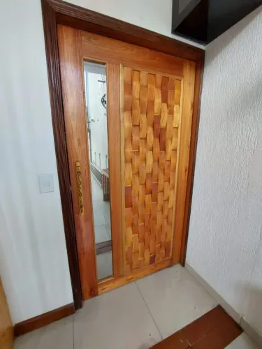 Porta Pivotante
