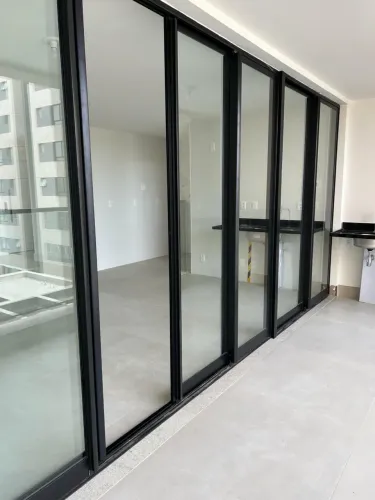 Vendo porta esquadria 6 folhas