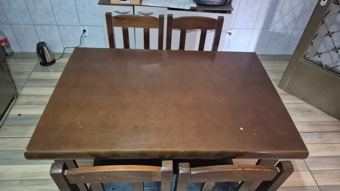 Conjunto de jantar 4 cadeiras