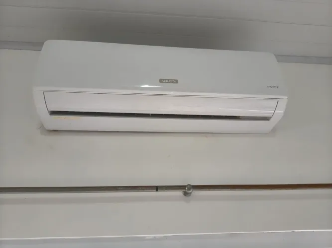 Ar condicionado Agratto 18.000 BTUs.