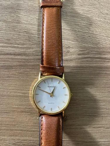 Relógio mondaine
