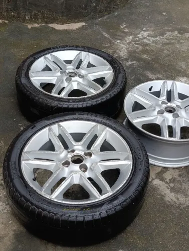 Rodas do Voyage aro 16