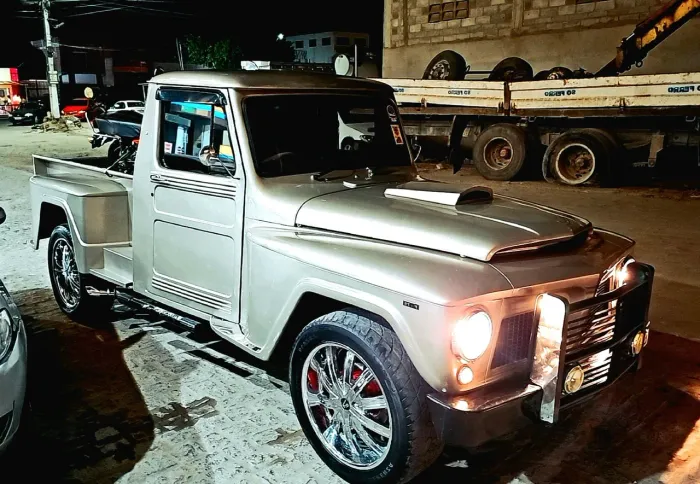 Ford F-75 4X4 2.3 1971