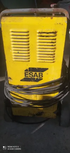 Máquina de solda Esab Serralheiro 250A
