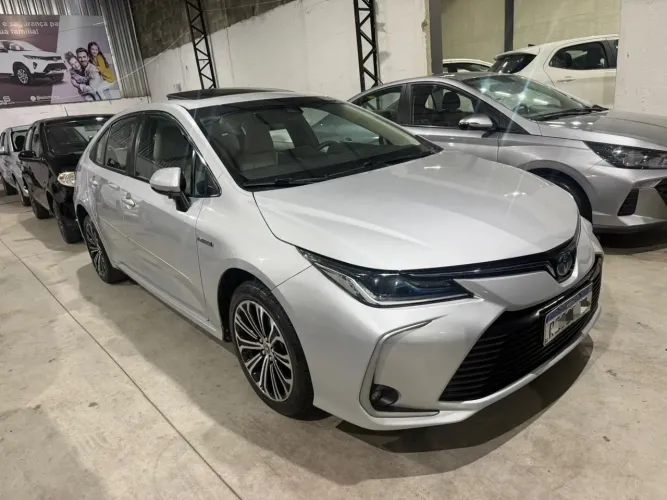 Toyota Corolla Altis Prem. Hybrid 1.8 Flex AUT 2020