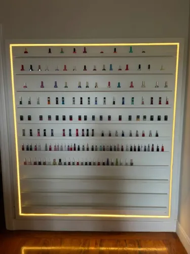 Expositor / Prateleira de Esmaltes com Iluminação LED - Retirada em Santana | São Paulo -