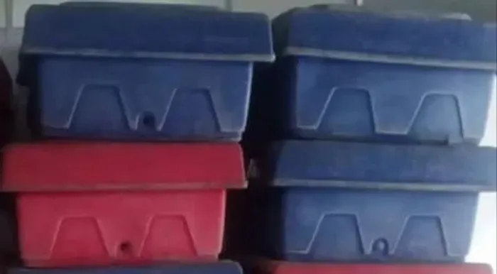 Caixa térmica de alimentos 100 litros( hot Box).