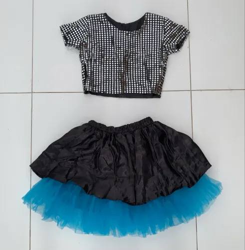 Conjunto fantasia infantil preto e azul !