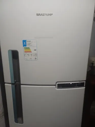 Geladeira Brastemp 375L Frost Free